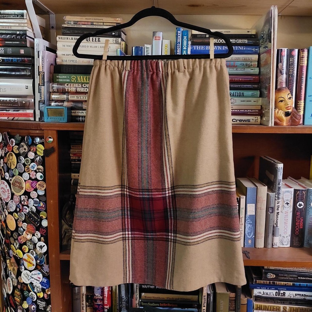 Vintage Handmade Plaid Winter Skirt Tan Red Wool Blend A-Line Elastic Waist - Picture 2 of 3
